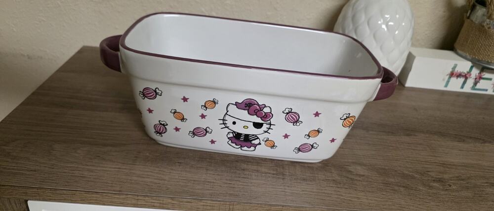 Zrike Hello Kitty by Sanrio Ceramic Rectangular Loaf Pan White/Purple 24oz